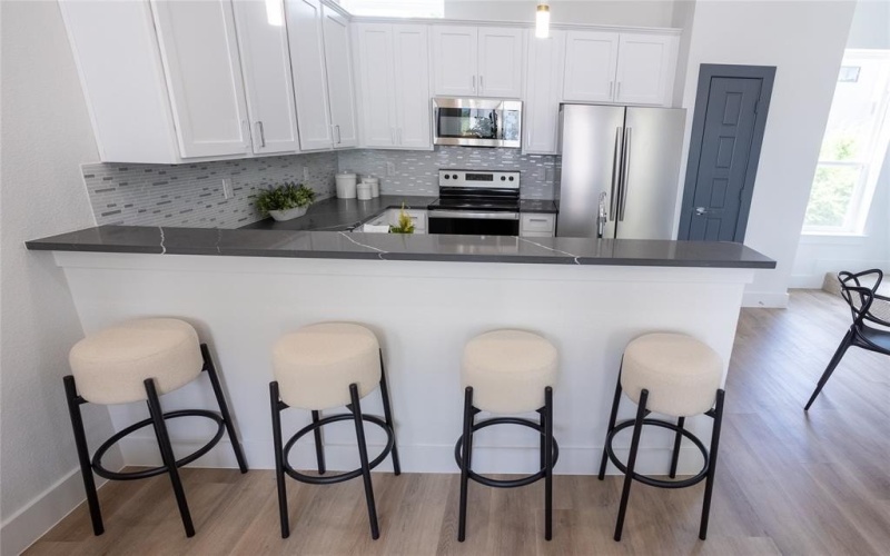 1004 Travis Avenue #4 UNITS, Fort Worth, TX 76104, ,9 BathroomsBathrooms,Residential,For Sale,1004 Travis Avenue,20803587