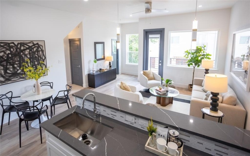 1004 Travis Avenue #4 UNITS, Fort Worth, TX 76104, ,9 BathroomsBathrooms,Residential,For Sale,1004 Travis Avenue,20803587