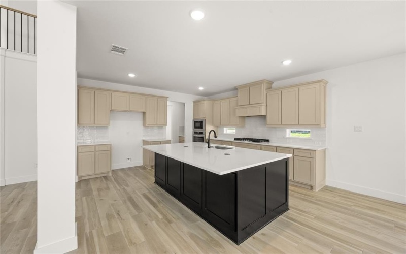 3752 Milwaukee Avenue, Midlothian, TX 76065, 5 Habitaciones Habitaciones , ,5 BañosBaños,Residential,En Venta,3752 Milwaukee Avenue,20803640