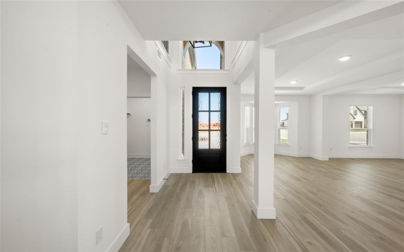 3752 Milwaukee Avenue, Midlothian, TX 76065, 5 Habitaciones Habitaciones , ,5 BañosBaños,Residential,En Venta,3752 Milwaukee Avenue,20803640