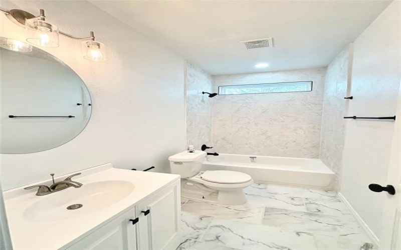 628 COUNTY ROAD 4109, Greenville, TX 75401, 3 Bedrooms Bedrooms, ,2 BathroomsBathrooms,Residential,For Sale,628 COUNTY ROAD 4109,20803729