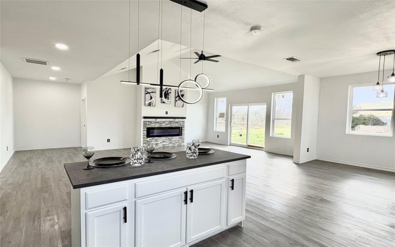 628 COUNTY ROAD 4109, Greenville, TX 75401, 3 Bedrooms Bedrooms, ,2 BathroomsBathrooms,Residential,For Sale,628 COUNTY ROAD 4109,20803729