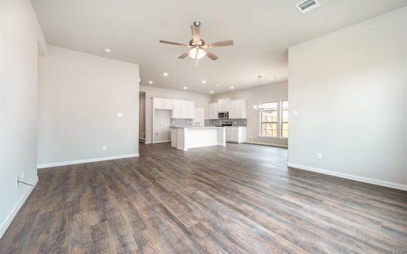 213 Giddings Trail, Forney, TX 75126, 5 Bedrooms Bedrooms, ,3 BathroomsBathrooms,Residential,For Sale,213 Giddings Trail,20800311
