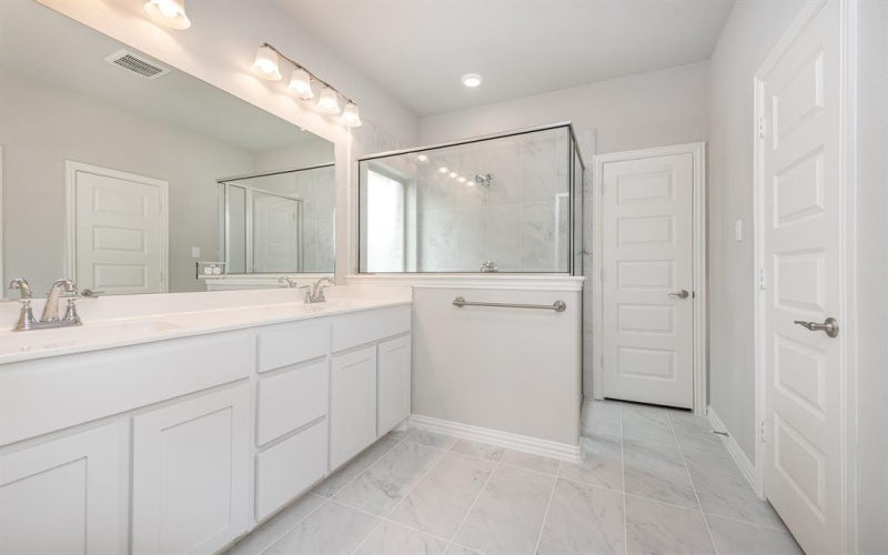 213 Giddings Trail, Forney, TX 75126, 5 Bedrooms Bedrooms, ,3 BathroomsBathrooms,Residential,For Sale,213 Giddings Trail,20800311