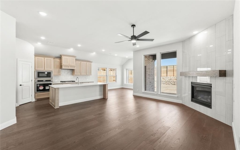 3920 Clingsman Way, McKinney, TX 75071, 4 Bedrooms Bedrooms, ,3 BathroomsBathrooms,Residential,For Sale,3920 Clingsman Way,20800499