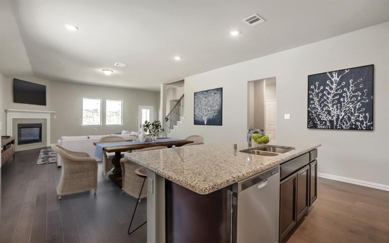 853 Jacquelyn Drive, Little Elm, TX 75068, 4 Bedrooms Bedrooms, ,2 BathroomsBathrooms,Residential,For Sale,853 Jacquelyn Drive,20800510
