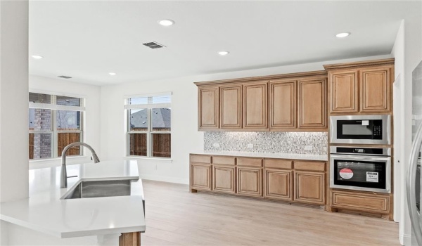 905 Split Oak Lane, Anna, TX 75409, 4 Bedrooms Bedrooms, ,2 BathroomsBathrooms,Residential,For Sale,905 Split Oak Lane,20800829