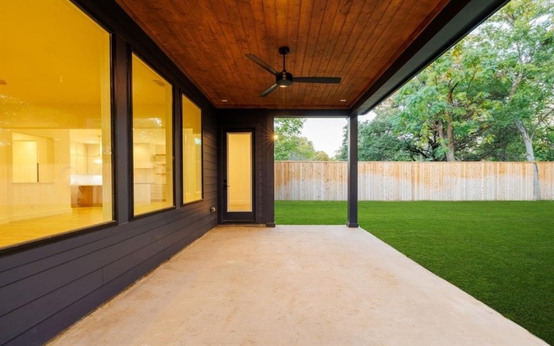 8910 Daytonia Avenue, Dallas, TX 75218, 5 Habitaciones Habitaciones , ,5 BañosBaños,Residential,En Venta,8910 Daytonia Avenue,20800859