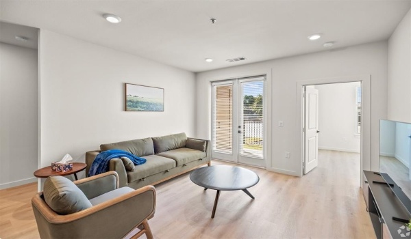 7721 Dutch Branch Road #1B, Fort Worth, TX 76132, 2 Bedrooms Bedrooms, ,2 BathroomsBathrooms,Residential Lease,For Rent,7721 Dutch Branch Road,20804300