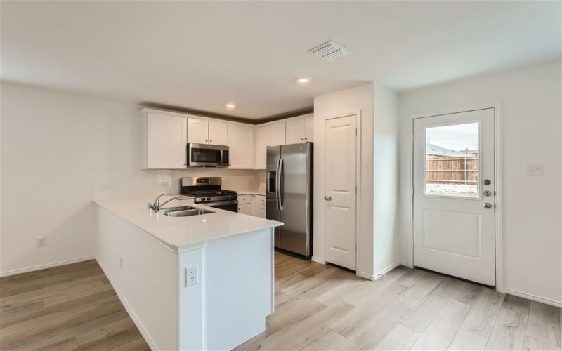 9124 Flowering Dogwood Lane, McKinney, TX 75071, 4 Bedrooms Bedrooms, ,2 BathroomsBathrooms,Residential Lease,For Rent,9124 Flowering Dogwood Lane,20800990
