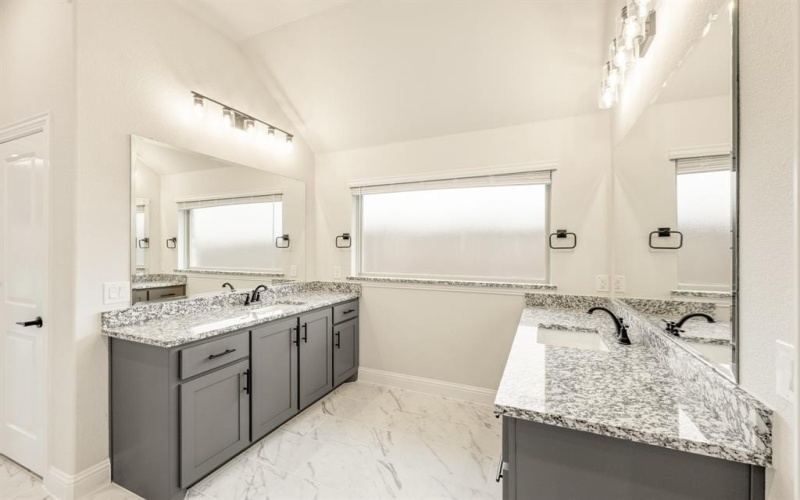 2309 Knapp Trail, Mansfield, TX 76063, 3 Habitaciones Habitaciones , ,3 BañosBaños,Residential,En Venta,2309 Knapp Trail,20801010