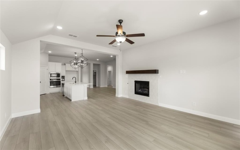 3829 Walnut Creek Drive, Crandall, TX 75114, 4 Bedrooms Bedrooms, ,3 BathroomsBathrooms,Residential,For Sale,3829 Walnut Creek Drive,20804601