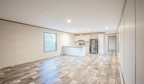 512 Beverly Road, Azle, TX 76020, 3 Bedrooms Bedrooms, ,2 BathroomsBathrooms,Residential,For Sale,512 Beverly Road,20804652