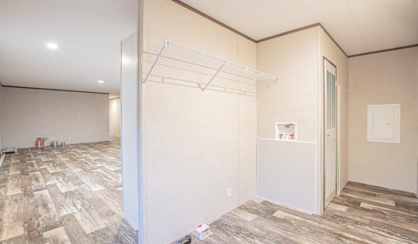 512 Beverly Road, Azle, TX 76020, 3 Bedrooms Bedrooms, ,2 BathroomsBathrooms,Residential,For Sale,512 Beverly Road,20804652