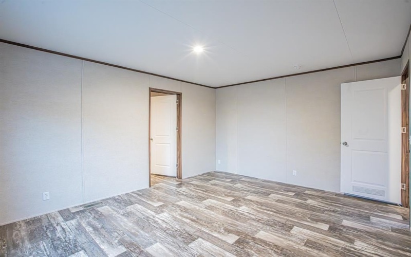 512 Beverly Road, Azle, TX 76020, 3 Bedrooms Bedrooms, ,2 BathroomsBathrooms,Residential,For Sale,512 Beverly Road,20804652