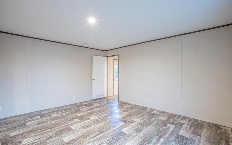 512 Beverly Road, Azle, TX 76020, 3 Bedrooms Bedrooms, ,2 BathroomsBathrooms,Residential,For Sale,512 Beverly Road,20804652