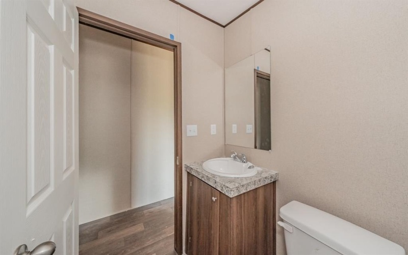 10 Southwest Court, Mineral Wells, TX 76067, 5 Habitaciones Habitaciones , ,3 BañosBaños,Residential,En Venta,10 Southwest Court,20804658