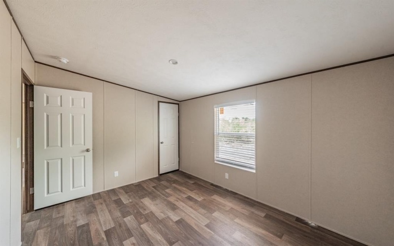 10 Southwest Court, Mineral Wells, TX 76067, 5 Habitaciones Habitaciones , ,3 BañosBaños,Residential,En Venta,10 Southwest Court,20804658