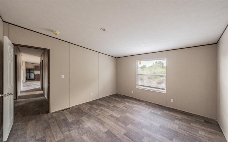 10 Southwest Court, Mineral Wells, TX 76067, 5 Habitaciones Habitaciones , ,3 BañosBaños,Residential,En Venta,10 Southwest Court,20804658