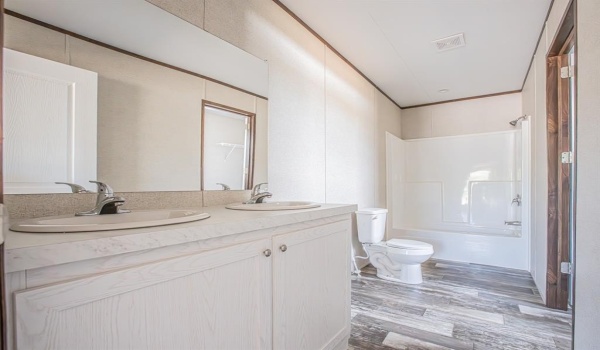 111 Princess Court, Bridgeport, TX 76426, 4 Habitaciones Habitaciones , ,2 BañosBaños,Residential,En Venta,111 Princess Court,20804667