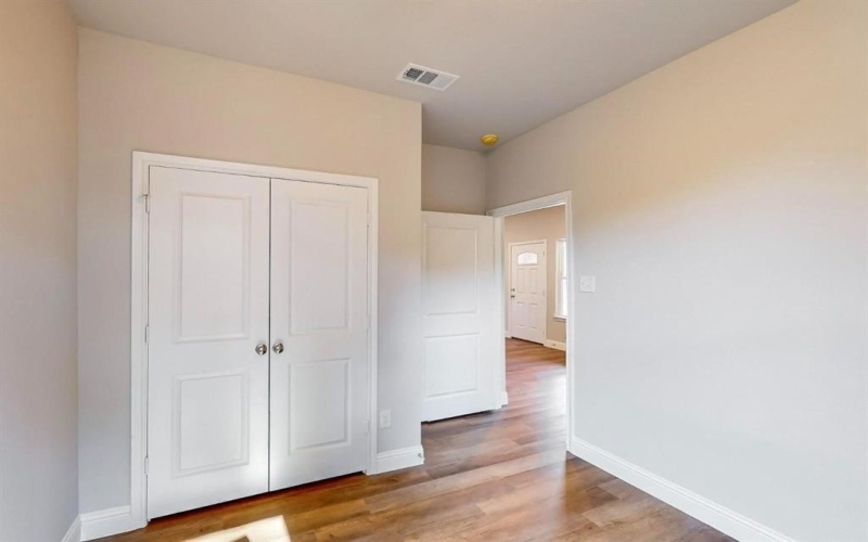 2245 Anderson Street, Dallas, TX 75215, 3 Habitaciones Habitaciones , ,2 BañosBaños,Residential,En Venta,2245 Anderson Street,20804672