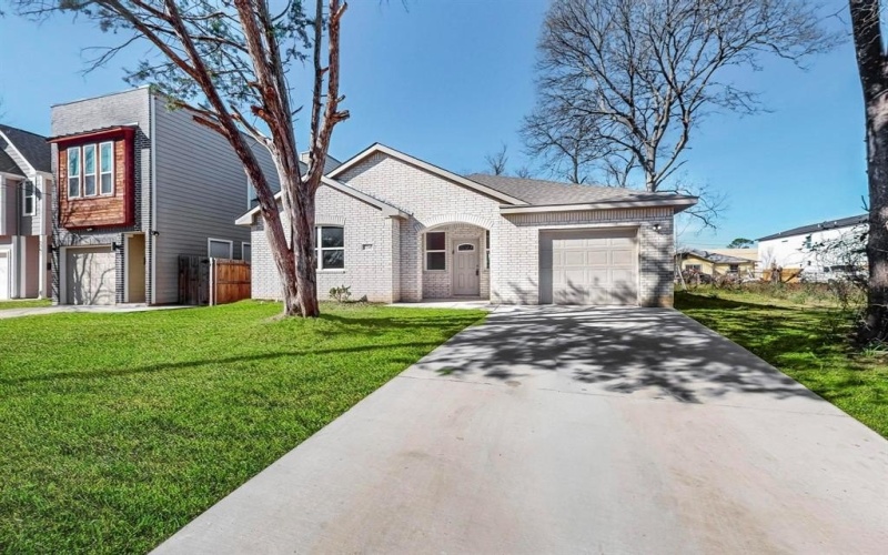 2245 Anderson Street, Dallas, TX 75215, 3 Habitaciones Habitaciones , ,2 BañosBaños,Residential,En Venta,2245 Anderson Street,20804672