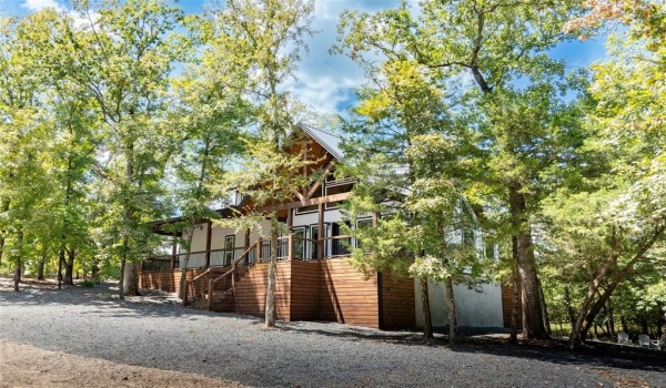 862 Hickory Post Road, Broken Bow, OK 74728, 1 Bedroom Bedrooms, ,1 BathroomBathrooms,Residential,For Sale,862 Hickory Post Road,20801417