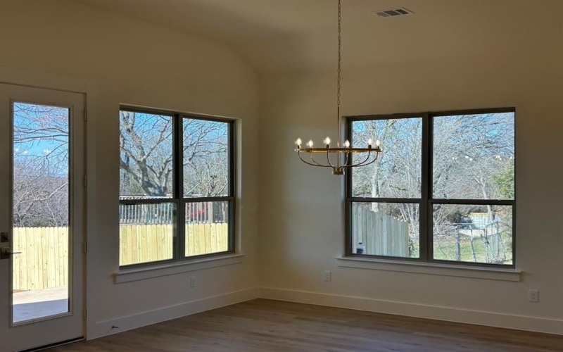 5533 Woodland Hills Drive, Denton, TX 76208, 4 Bedrooms Bedrooms, ,2 BathroomsBathrooms,Residential,For Sale,5533 Woodland Hills Drive,20804766