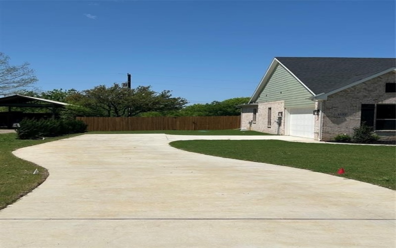 5533 Woodland Hills Drive, Denton, TX 76208, 4 Bedrooms Bedrooms, ,2 BathroomsBathrooms,Residential,For Sale,5533 Woodland Hills Drive,20804766