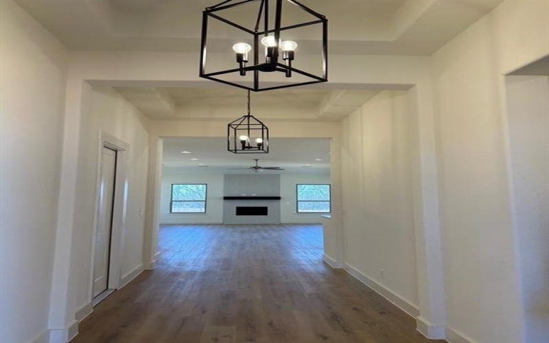 5533 Woodland Hills Drive, Denton, TX 76208, 4 Bedrooms Bedrooms, ,2 BathroomsBathrooms,Residential,For Sale,5533 Woodland Hills Drive,20804766