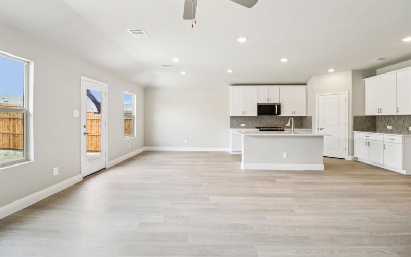 2207 Gustavus Drive, Sherman, TX 75092, 3 Bedrooms Bedrooms, ,2 BathroomsBathrooms,Residential,For Sale,2207 Gustavus Drive,20804819