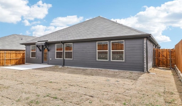 2207 Gustavus Drive, Sherman, TX 75092, 3 Bedrooms Bedrooms, ,2 BathroomsBathrooms,Residential,For Sale,2207 Gustavus Drive,20804819