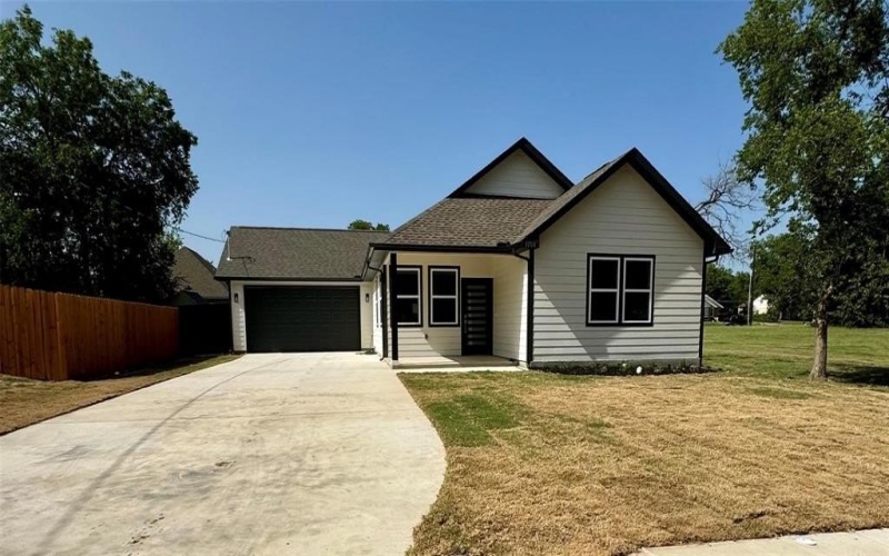 3708 Pickett Street, Greenville, TX 75401, 4 Habitaciones Habitaciones , ,2 BañosBaños,Residential Lease,En Alquiler,3708 Pickett Street,20801506