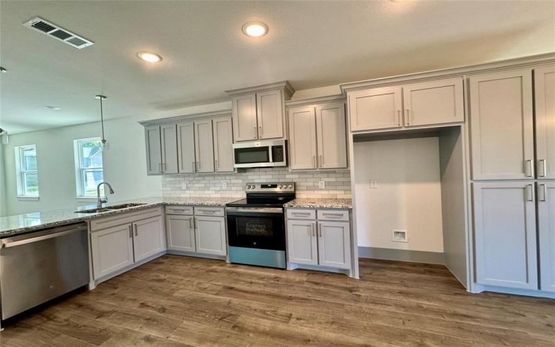 3708 Pickett Street, Greenville, TX 75401, 4 Habitaciones Habitaciones , ,2 BañosBaños,Residential Lease,En Alquiler,3708 Pickett Street,20801506