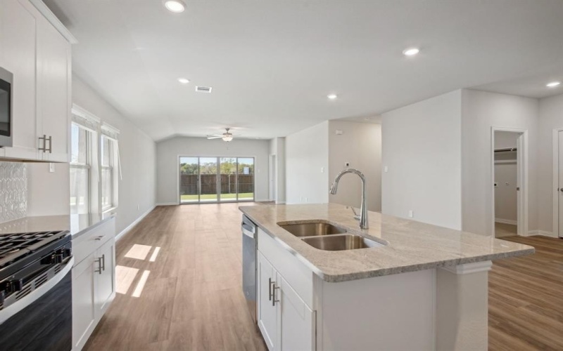 2227 Gustavus Drive, Sherman, TX 75092, 3 Bedrooms Bedrooms, ,3 BathroomsBathrooms,Residential,For Sale,2227 Gustavus Drive,20804831