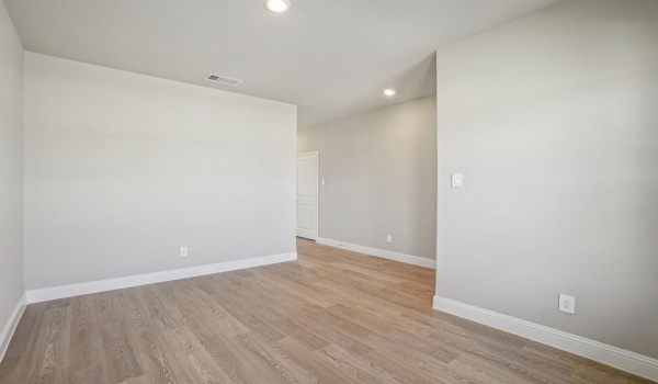 2102 Dunbar Drive, Sherman, TX 75092, 4 Bedrooms Bedrooms, ,2 BathroomsBathrooms,Residential,For Sale,2102 Dunbar Drive,20804832