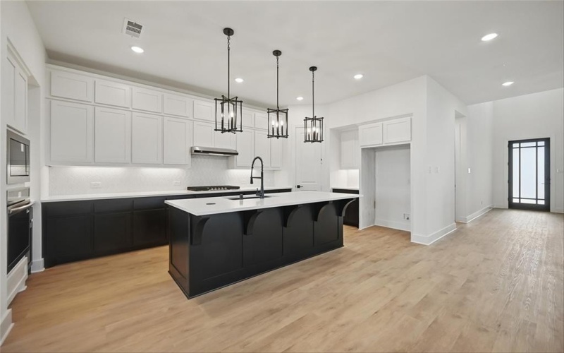 11317 Cider Street, Fort Worth, TX 76052, 4 Bedrooms Bedrooms, ,5 BathroomsBathrooms,Residential,For Sale,11317 Cider Street,20801681