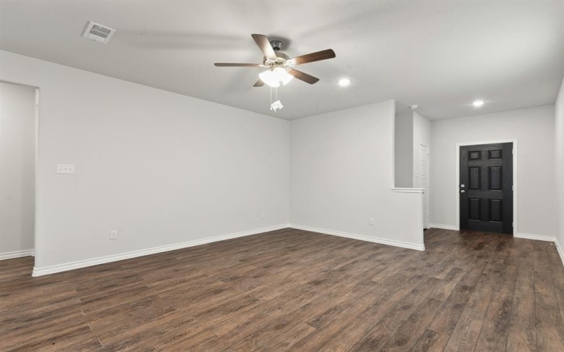 10616 Bleat Street, Fort Worth, TX 76036, 5 Habitaciones Habitaciones , ,2 BañosBaños,Residential,En Venta,10616 Bleat Street,20805194