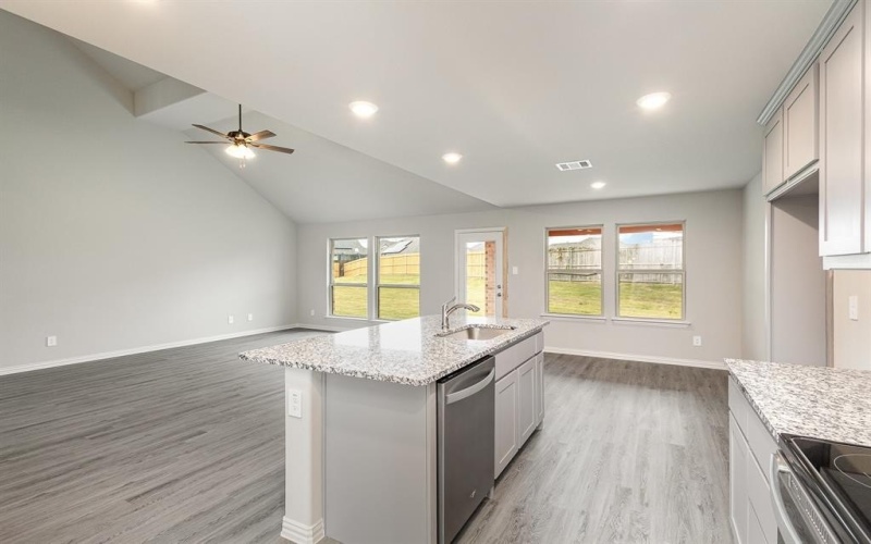 216 Cisco Trail, Forney, TX 75126, 5 Bedrooms Bedrooms, ,3 BathroomsBathrooms,Residential,For Sale,216 Cisco Trail,20805449
