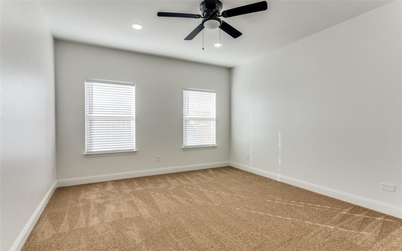 1422 E Magnolia Avenue, Fort Worth, TX 76104, 3 Bedrooms Bedrooms, ,2 BathroomsBathrooms,Residential,For Sale,1422 E Magnolia Avenue,20806907
