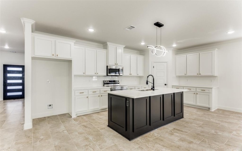 1422 E Magnolia Avenue, Fort Worth, TX 76104, 3 Bedrooms Bedrooms, ,2 BathroomsBathrooms,Residential,For Sale,1422 E Magnolia Avenue,20806907
