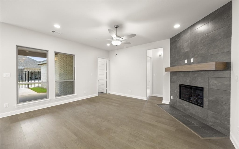 1402 Ethan Circle, Midlothian, TX 76065, 4 Habitaciones Habitaciones , ,2 BañosBaños,Residential,En Venta,1402 Ethan Circle,20802076