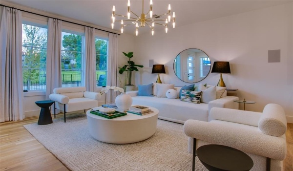 7207 Gaston Avenue #203, Dallas, TX 75214, 2 Bedrooms Bedrooms, ,2 BathroomsBathrooms,Residential,For Sale,7207 Gaston Avenue,20807191