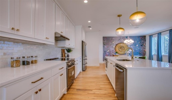 7207 Gaston Avenue #203, Dallas, TX 75214, 2 Bedrooms Bedrooms, ,2 BathroomsBathrooms,Residential,For Sale,7207 Gaston Avenue,20807191