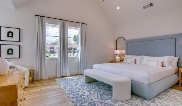 7207 Gaston Avenue #203, Dallas, TX 75214, 2 Bedrooms Bedrooms, ,2 BathroomsBathrooms,Residential,For Sale,7207 Gaston Avenue,20807191