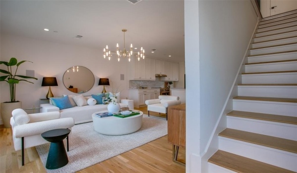 7207 Gaston Avenue #203, Dallas, TX 75214, 2 Bedrooms Bedrooms, ,2 BathroomsBathrooms,Residential,For Sale,7207 Gaston Avenue,20807191