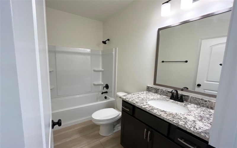 646 HILLTOP Circle, Shreveport, LA 71107, 3 Bedrooms Bedrooms, ,2 BathroomsBathrooms,Residential,For Sale,646 HILLTOP Circle,20807283