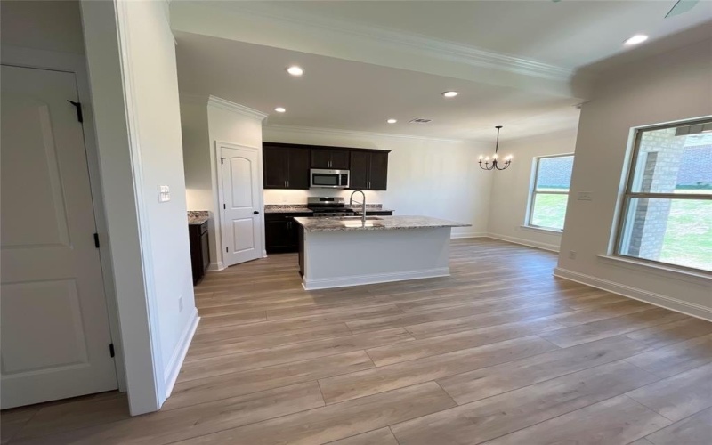 646 HILLTOP Circle, Shreveport, LA 71107, 3 Bedrooms Bedrooms, ,2 BathroomsBathrooms,Residential,For Sale,646 HILLTOP Circle,20807283