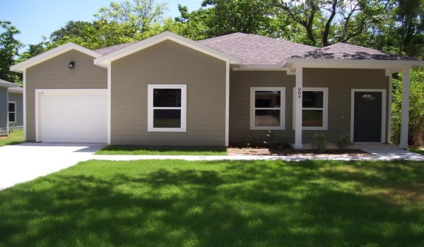 904 W Florence Street, Denison, TX 75020, 3 Bedrooms Bedrooms, ,2 BathroomsBathrooms,Residential Lease,For Rent,904 W Florence Street,20802511