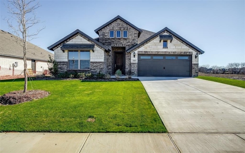 560 Holiday Avenue, Waxahachie, TX 75165, 3 Bedrooms Bedrooms, ,2 BathroomsBathrooms,Residential,For Sale,560 Holiday Avenue,20802539